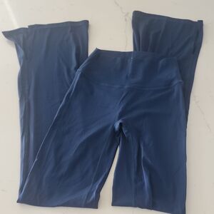 PARAGON Sculptseam Plus Flare Legging - M - Brand New